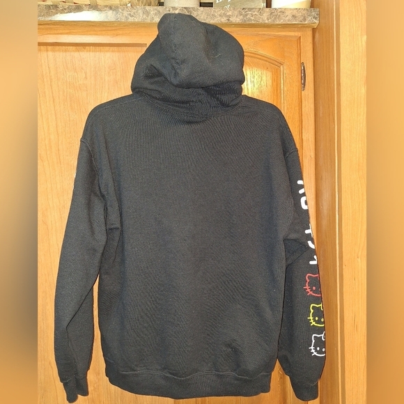 A Hello Kitty Tokyo black graphic hoodie. PTP 22" - Picture 3 of 7